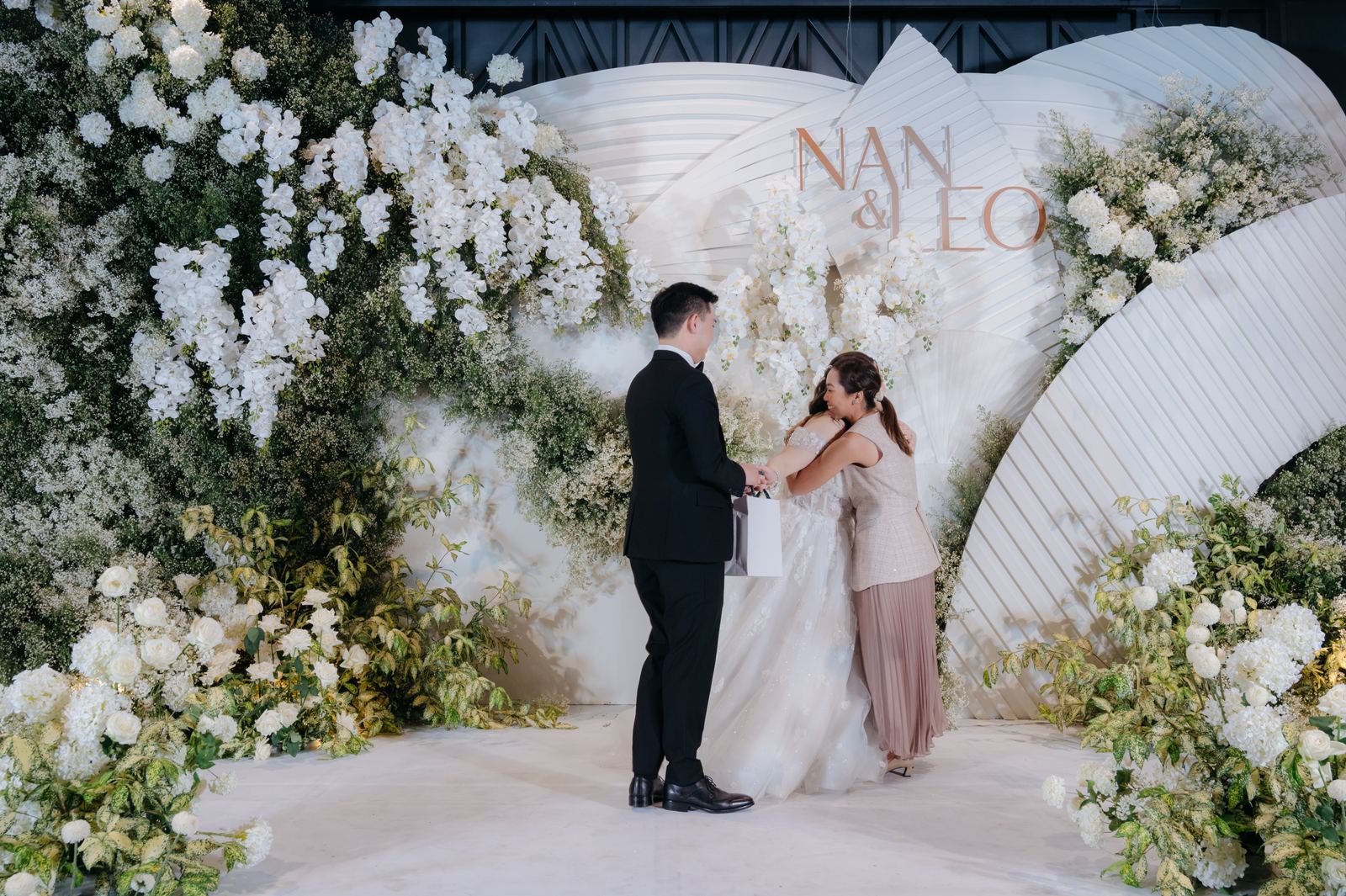 N and L wedding, photo 1